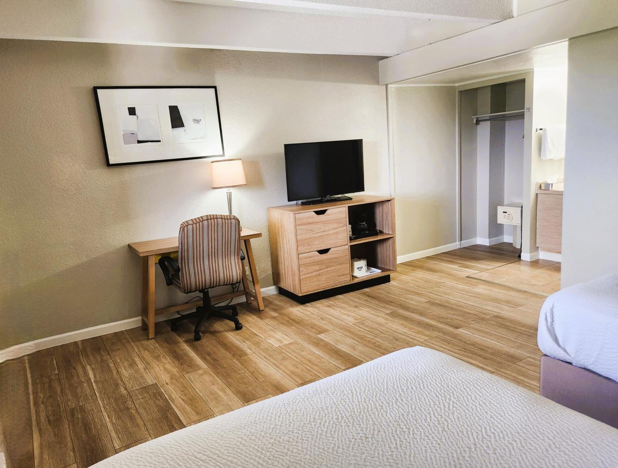 Days Inn By Wyndham Denver Downtown Bagian luar foto