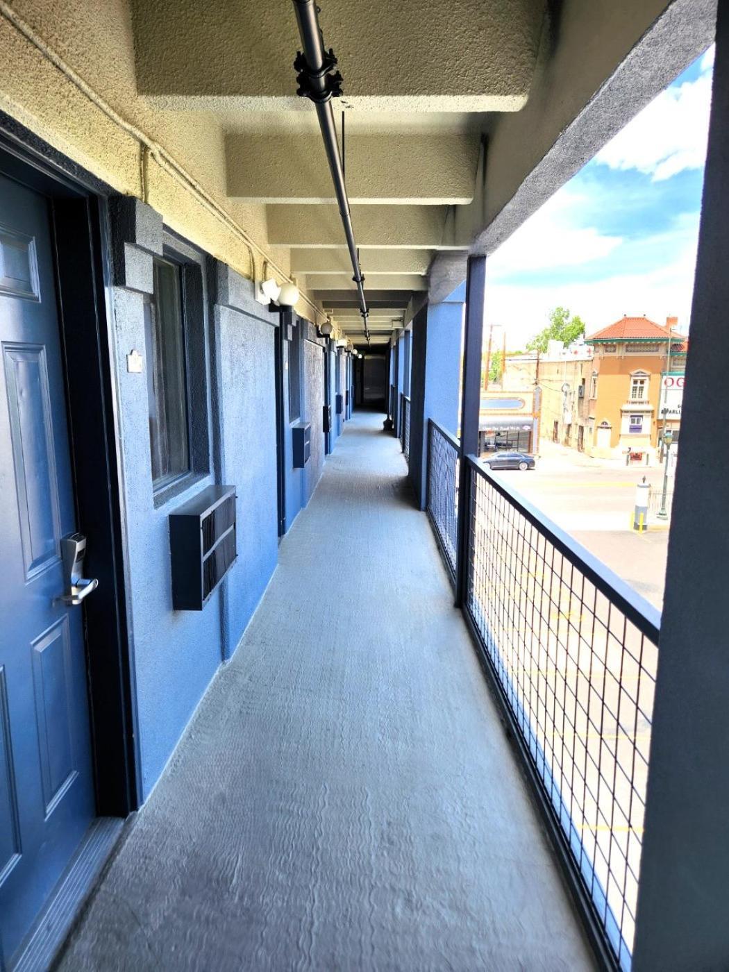 Days Inn By Wyndham Denver Downtown Bagian luar foto